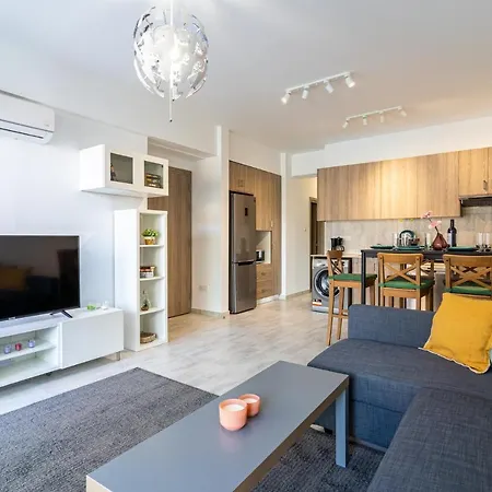 Апартаменты Crystal 2-bedroom In *